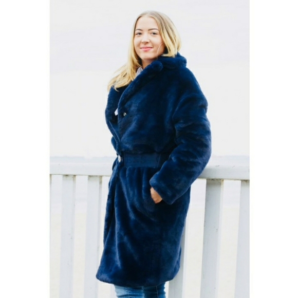 NEE GUESS Shelly Belted Faux-Fur Coat SZ S - Picture 2 of 5